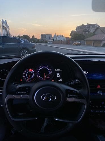 Продажа авто: Hyundai Avante: 2021 г., 1.6 л, Автомат, Бензин, Седан — 1