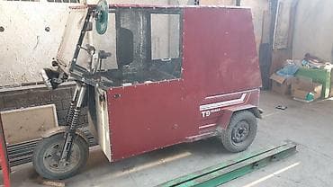 трехколесный мопед: Электрический трёхколёсный скутер (трицикл) с закрытым кузовом - — 1