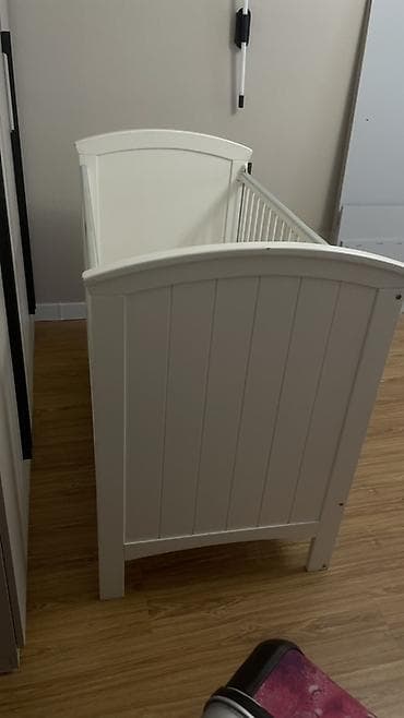 Офис эмереги: Детская кроватка белая, б/у с матрасом, матрас ортопед - Материал — 2