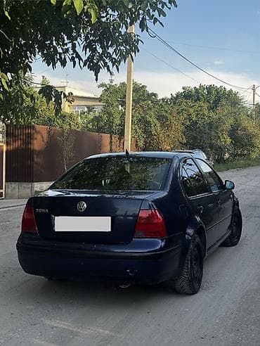 transporter multivan: Volkswagen Bora: 2002 г., 2 л, Механика, Бензин, Седан — 4