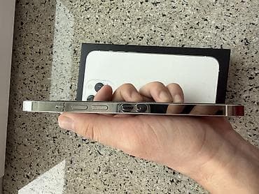 ring light: IPhone 13 Pro Max — 6