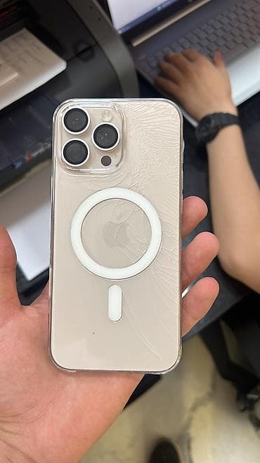 IPhone 16 Pro Max, Б/у, 256 ГБ, Белый, Чехол, 99 %