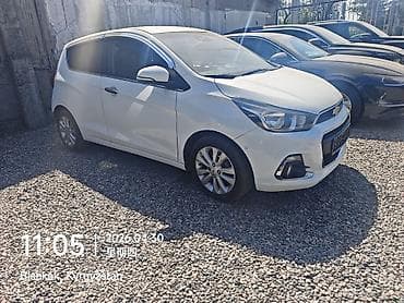 Chevrolet Spark: 2017 г., 1 л, Вариатор, Бензин, Хэтчбэк