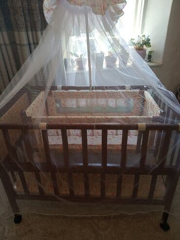Манеж сатылат Продается детская кроватка at lalafo.kg Манеж сатылат Продается детская кроватка