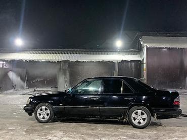 Mercedes-Benz E-Class: 1992 г., 2 л, Механика, Бензин, Седан at lalafo.kg Mercedes-Benz E-Class: 1992 г., 2 л, Механика, Бензин, Седан