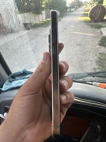 омах часы: IPhone 15 Pro Max, Б/у, 256 ГБ, Natural Titanium, Кабель, 82 % — 3