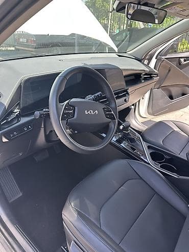 li auto: Kia Niro: 2022 г., 1.6 л, Автомат, Гибрид, Кроссовер — 9