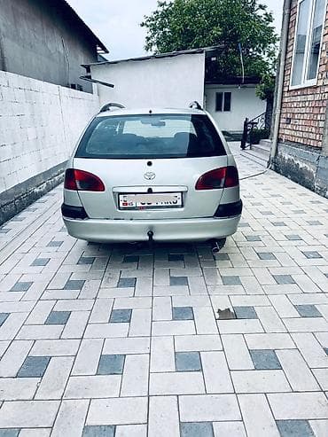 toyota sequoia: Toyota Avensis: 2000 г., 2 л, Механика, Дизель, Универсал — 2