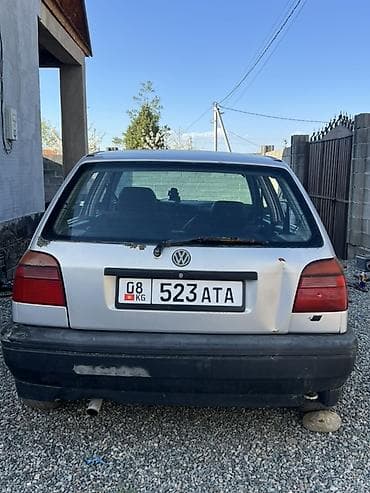 Volkswagen Golf: 1993 г., Хэтчбэк