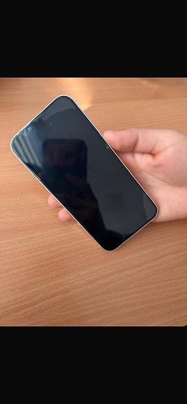 ноутбуки бу: IPhone 13, Б/у, 128 ГБ, Белый, Зарядное устройство, Защитное стекло, Чехол, 87 % — 1