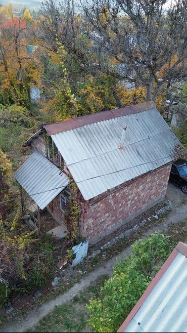 империя недвижимости: Дача, 52 м², 2 комнаты, Агентство недвижимости, Старый ремонт — 4