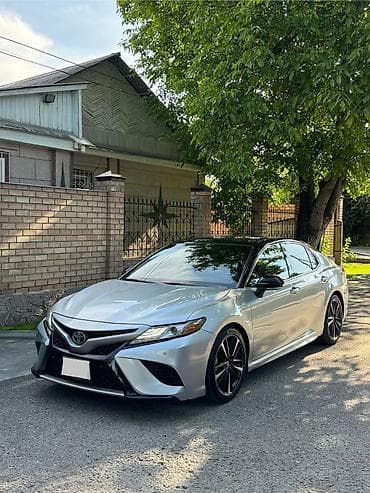 genesis 70: Toyota Camry: 2018 г., 2.5 л, Автомат, Бензин, Седан — 4