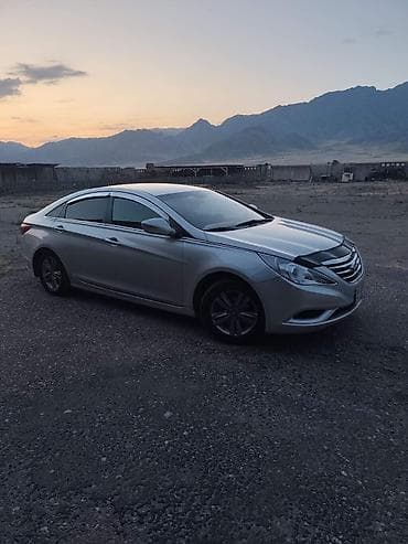 mers 212: Hyundai Sonata: 2013 г., 0.2 л, Автомат, Газ, Седан — 2