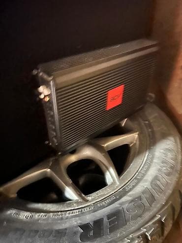 скупка автомат: Автомобильный аудиокомплект - Сабвуфер в закрытом корпусе с динамиком — 6