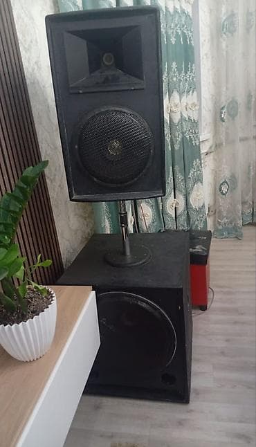 Салам алейкум ушу калонка Сатылат усту 12дюм Таги 18дюм пудон шунур