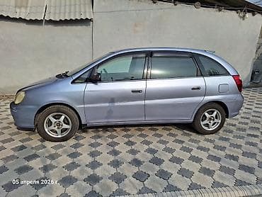 pathfinder r51: Toyota Nadia: 2001 г., 2 л, Автомат, Бензин, Минивэн — 5