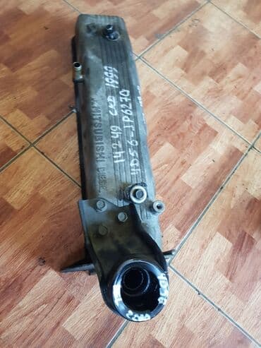 Mitsubishi Delica 2000 крышка клапанов, Митсубиси Делика 4d56 Крышка