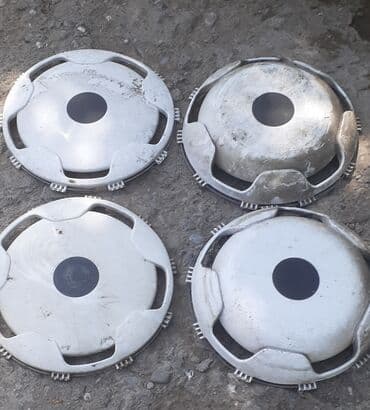 диск р20: Колпаки R 17.5, Б/у, Комплект — 1