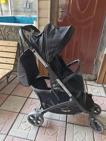 easy walker: Коляска, Другой бренд, цвет - Черный, Б/у, Самовывоз — 1