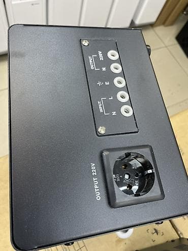 Внутренняя отделка: Стабилизатор напряжения KuWatt TM-3kVA (AC Automatic Voltage — 3