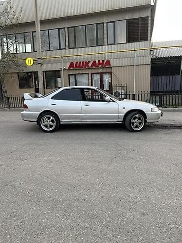 качан: Honda Integra: 2000 г., 1.8 л, Кол менен иштөөчү, Бензин, Седан — 2
