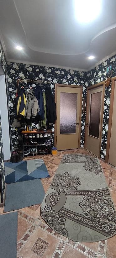 квартира центр: 3 комнаты, 83 м², 105 серия, 2 этаж, Косметический ремонт — 5