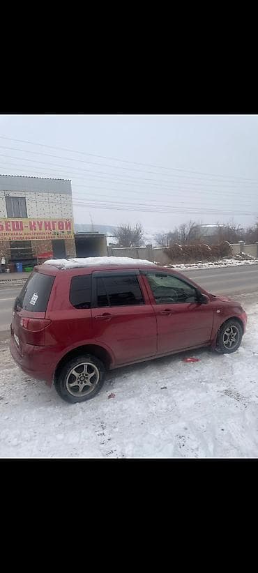 mtz 80: Mazda Verisa: 2000 г., 1.3 л, Автомат, Бензин, Хэтчбэк — 4