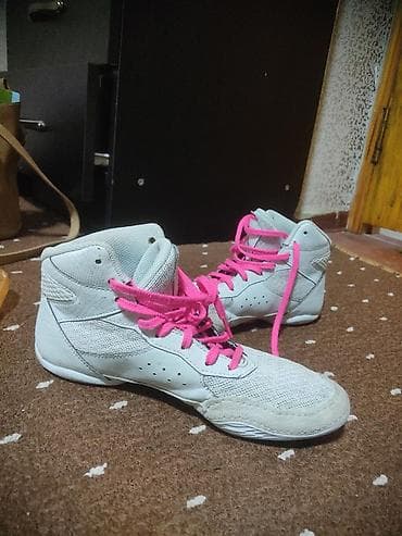 джинсы женские: Кроссовки, 36.5, Asics, Новый, цвет - Серый, Платная доставка — 4