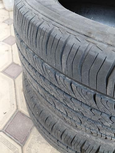 17: Комплект автомобильных шин (4 шт.) - Размер: P225/55 R17 - Индекс — 4