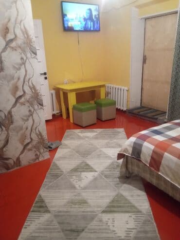 покупка дом: Предлагается гостиничный номер в Кара-Балта, доступный для — 2