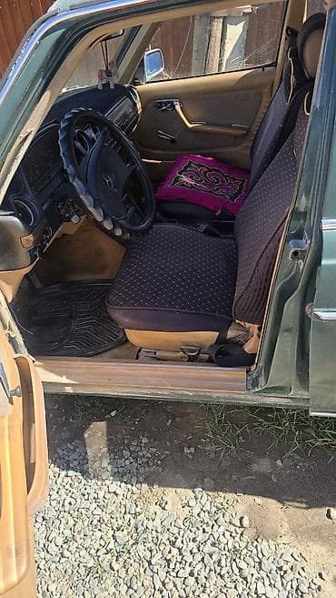 моющий апарат: Mercedes-Benz W123: 1982 г., 2.3 л, Механика, Дизель, Седан — 4