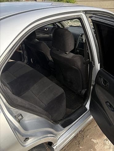 Mitsubishi Galant: 2004 г., 2 л, Автомат, Бензин, Седан — 10