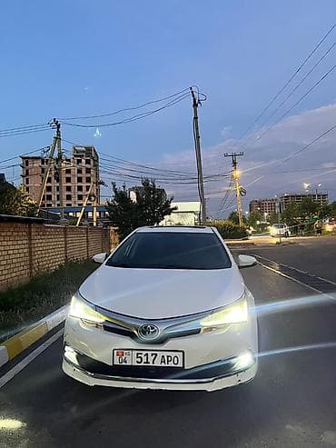 e2 byd: Toyota Corolla: 2018 г., 1.8 л, Автомат, Гибрид, Седан — 1