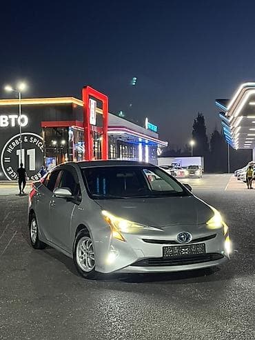 Toyota Prius: 2016 г., 1.8 л, Автомат, Гибрид, Лифтбек at lalafo.kg Toyota Prius: 2016 г., 1.8 л, Автомат, Гибрид, Лифтбек