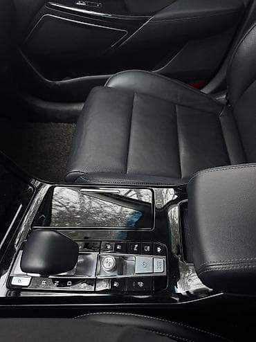 Продажа авто: Kia K7: 2020 г., 0.3 л, Автомат, Газ, Седан — 5