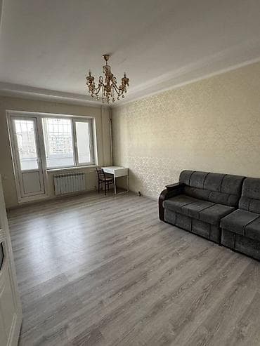 flat osh: 3 комнаты, 70 м², 106 серия, 8 этаж, Евроремонт — 1