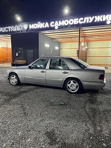 кузов 211: Mercedes-Benz E-Class: 1994 г., 2.2 л, Механика, Бензин, Седан — 8