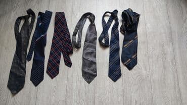 корейские вещи: Меняю 1)) кросовки размер 39- на 1кг сахара 2) Тоник( больше половины — 10