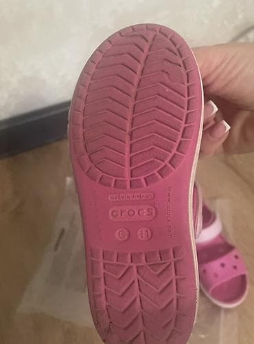 крокси: Продаю CROCS, б/у. Размер 28-29 (C 11). Оригинал. Цена 500 сом — 2