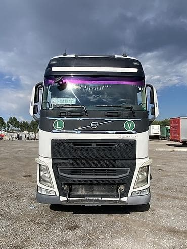 daf 2013: Тягач, Volvo, 2013 г., Тентованный — 2