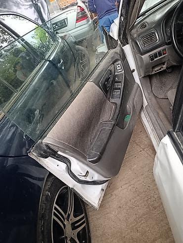 kia rai: Subaru Forester: 1999 г., Механика, Бензин, Универсал — 5