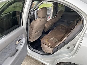 Hyundai Elantra: 2005 г., 1.6 л, Механика, Бензин, Седан — 7