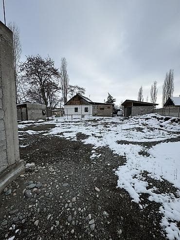 Продажа домов: Продаётся жилой дом с большим участком. Объект: - Кирпичный — 7