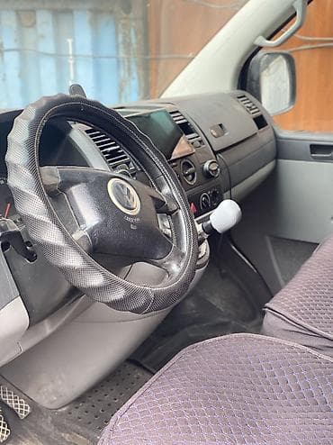 210 cdi: Volkswagen Transporter: 2004 г., 2.5 л, Ручные, Дизель, Фургон — 9