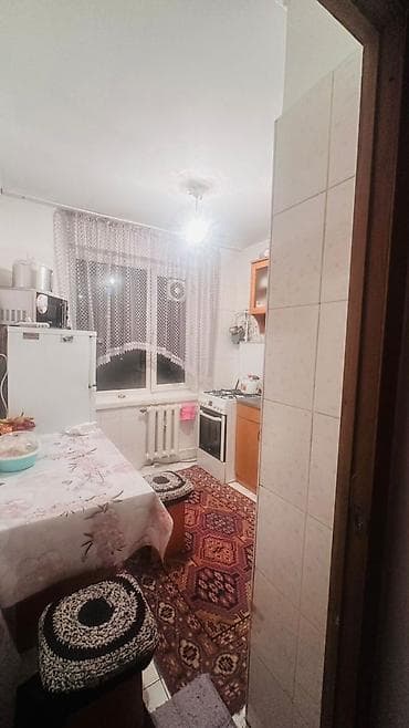 Аренда квартир: 2 комнаты, 49 м², 104 серия, 4 этаж, Косметический ремонт — 1