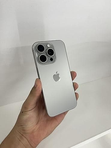 pixel 3a: IPhone 15 Pro, Б/у, 256 ГБ, Natural Titanium, 88 % — 1