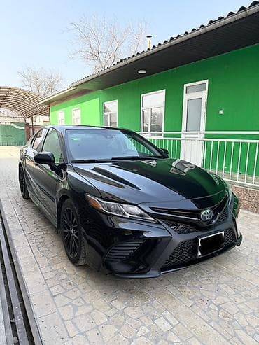 Toyota: Toyota Camry: 2018 г., 2.5 л, Вариатор, Гибрид, Седан — 4