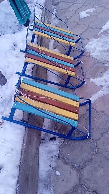 Детские санки классические - Прочная металлическая рама, покрашенная