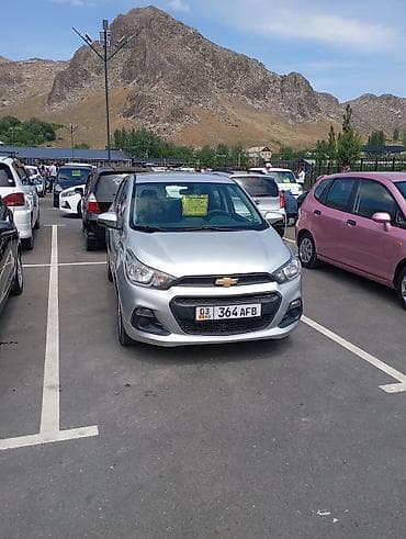 renault 21: Chevrolet Spark: 2017 г., Автомат, Бензин, Хэтчбэк — 1