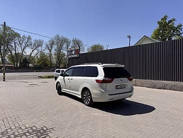h 100: Toyota Sienna: 2018 г., 3.5 л, Автомат, Бензин, Минивэн — 5